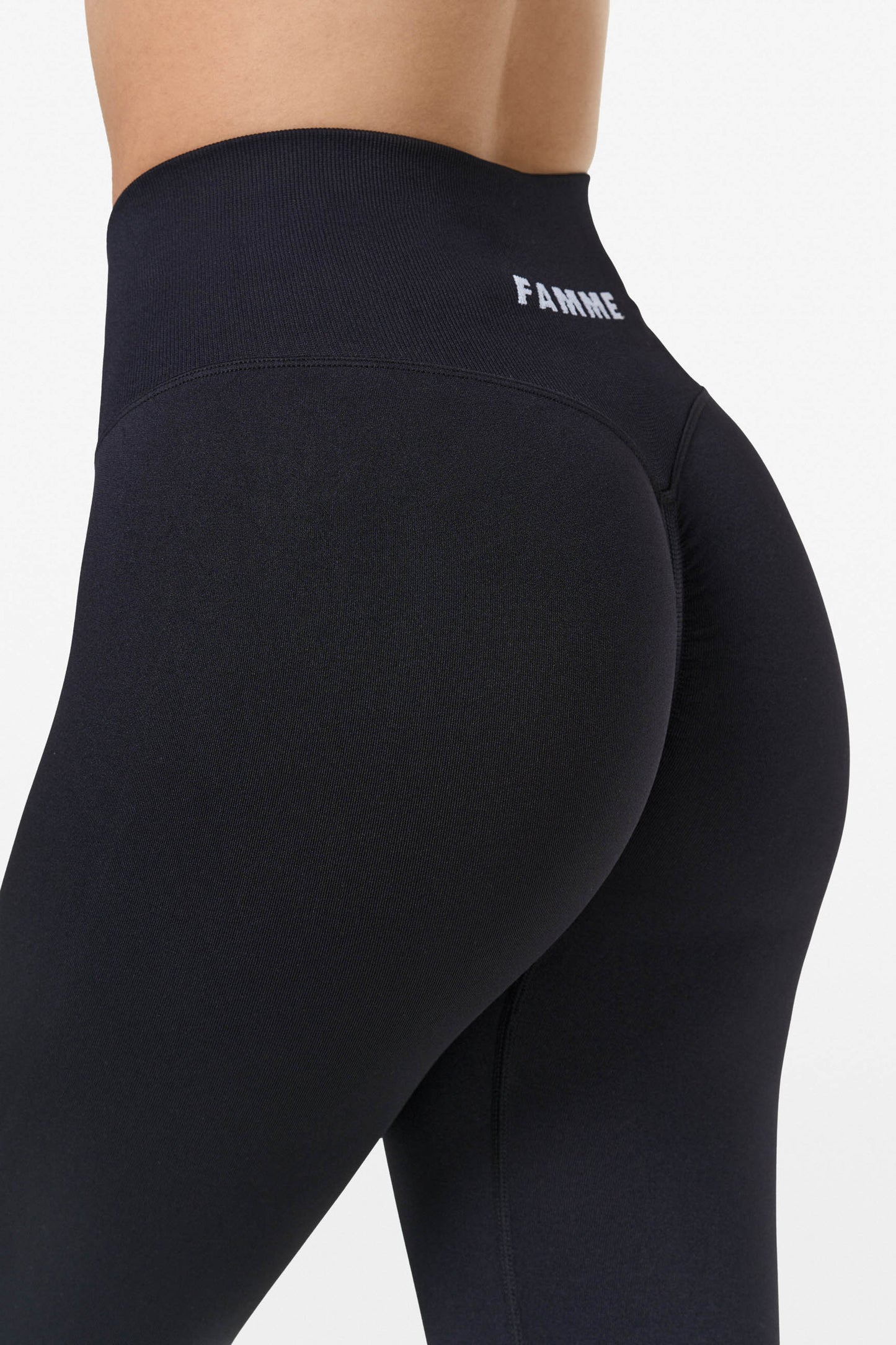 Black Scrunch Seamless Leggings - for dame - Famme - Leggings