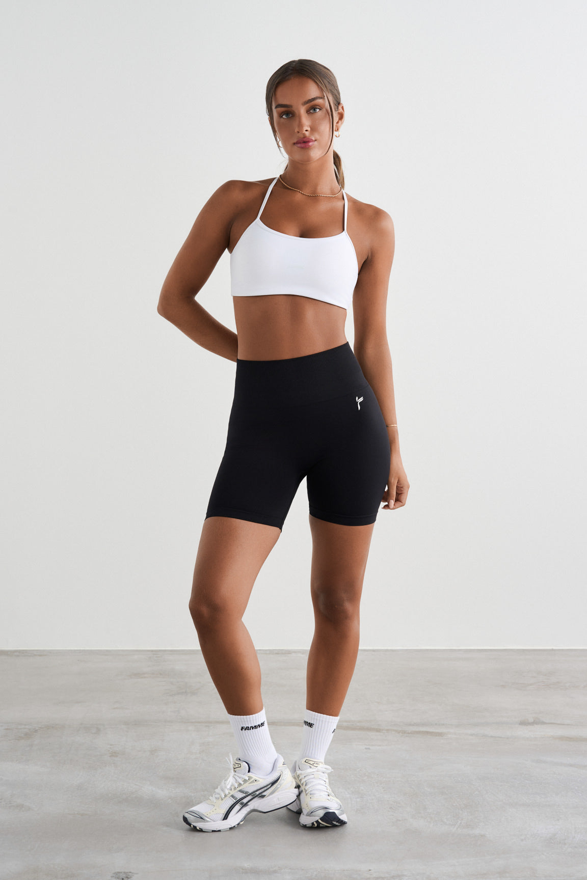 Seamless Scrunch Shorts - for dame - Famme - 